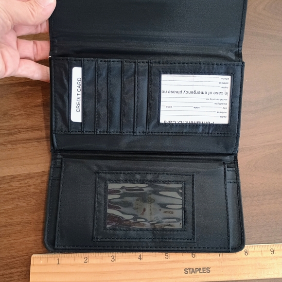 Elegant Brown Vegan Leather Women's Wallet - Picture 5 of 6